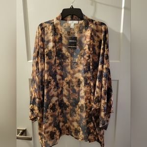 Forever 21 Plus Kimono NWT